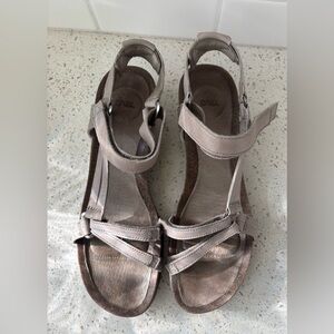 Teva Leather Sandals - Taupe
